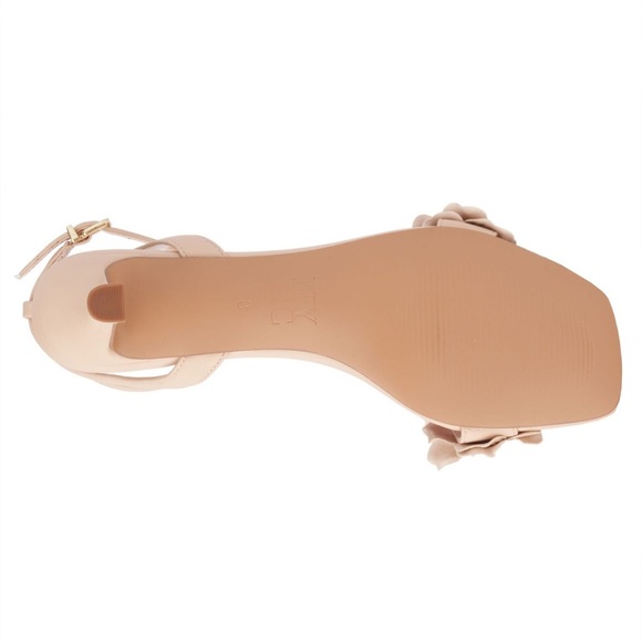 New York & Company Women's Gwendolyn Kitten Heel Sandal - Picture 7 of 7